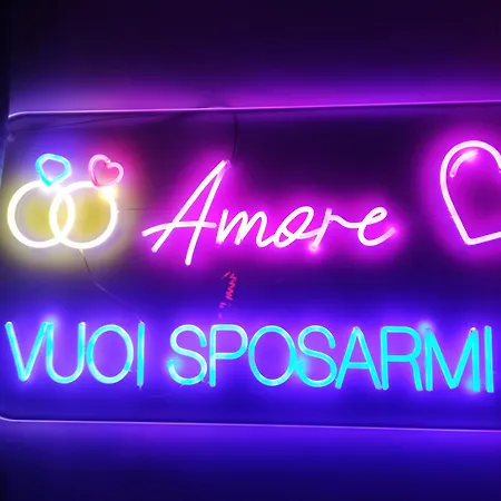 Suite Maison Tropical - Luxury Apartment Con Jacuzzi - Bari Centro *