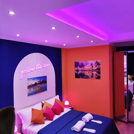 Apartmán Suite Maison Tropical - Luxury Apartment Con Jacuzzi - Bari Centro *