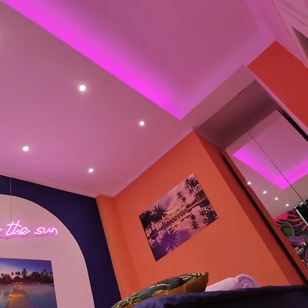 Διαμέρισμα Suite Maison Tropical - Luxury Apartment Con Jacuzzi - Bari Centro *