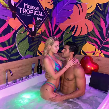 Suite Maison Tropical - Luxury Apartment Con Jacuzzi - Bari Centro Διαμέρισμα Μπάρι