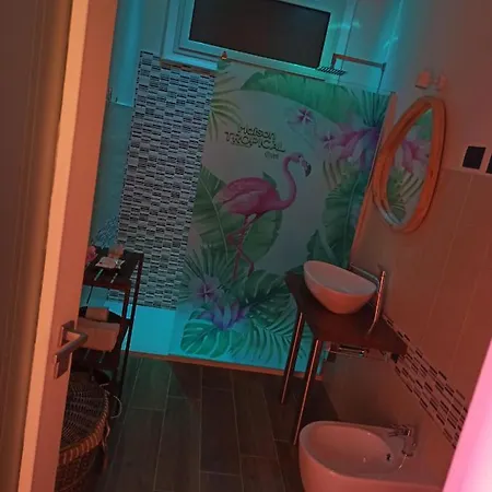 Maison Tropical - Luxury Con Jacuzzi - Centro * バーリ